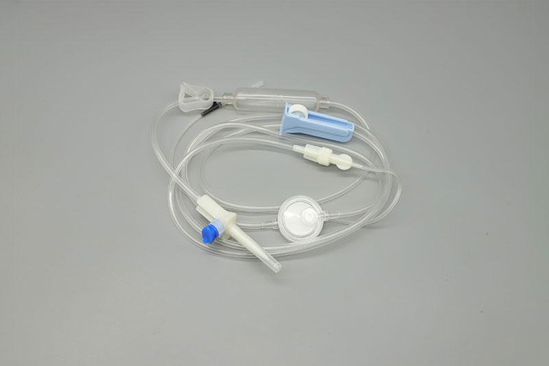 一次性使用精密過(guò)濾輸液器  帶針（采用TPE材料）
